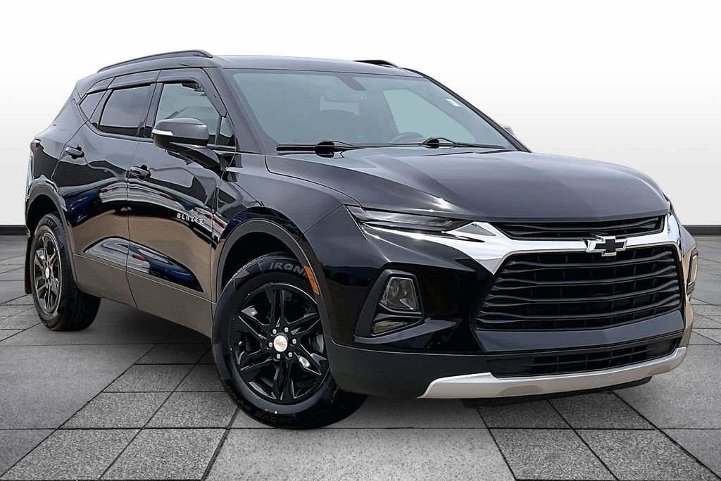Used 2020 Chevrolet Blazer LT FWD image 2