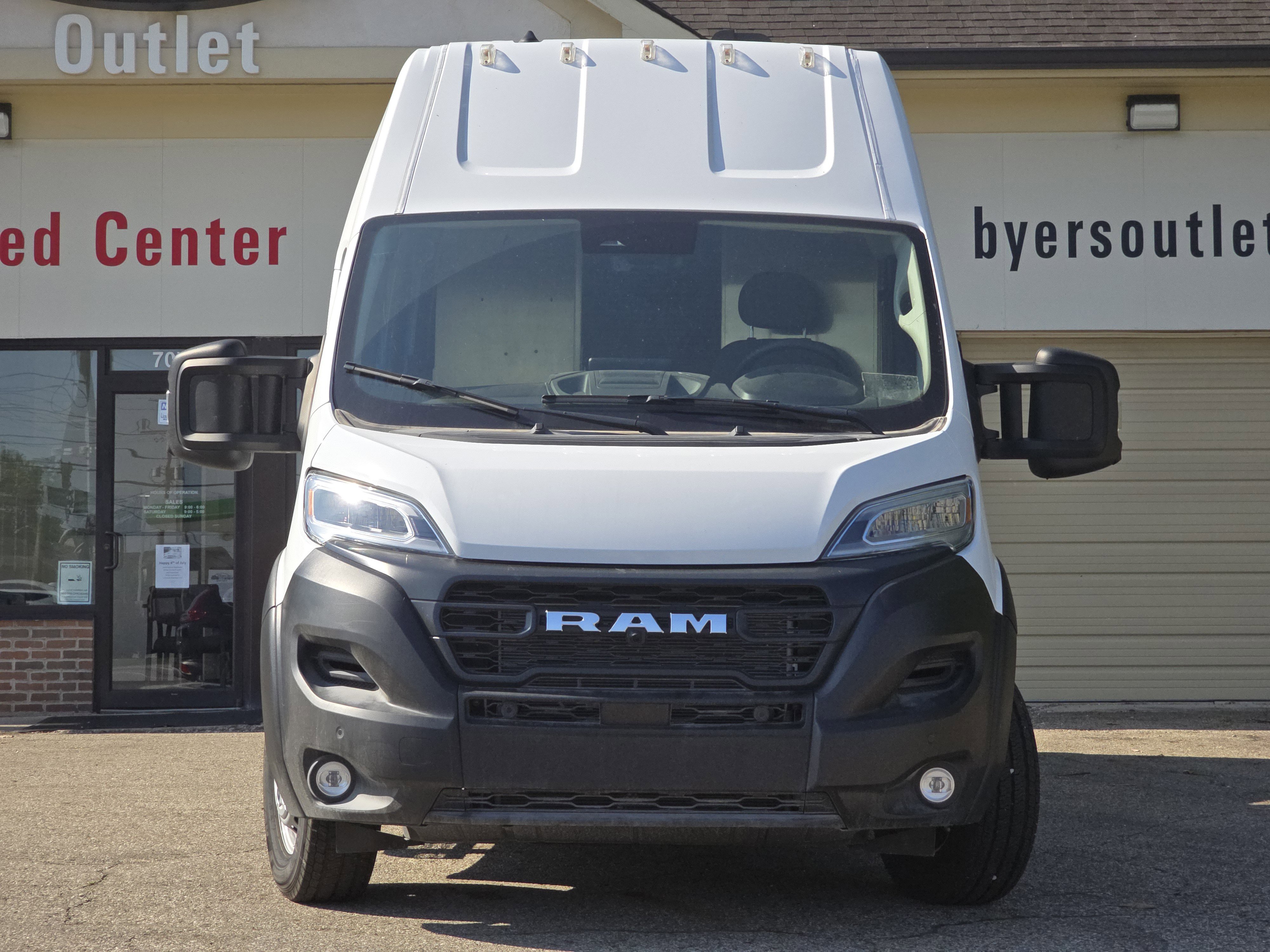 Used 2024 RAM ProMaster 3500 w/ Delivery Van Package image 2