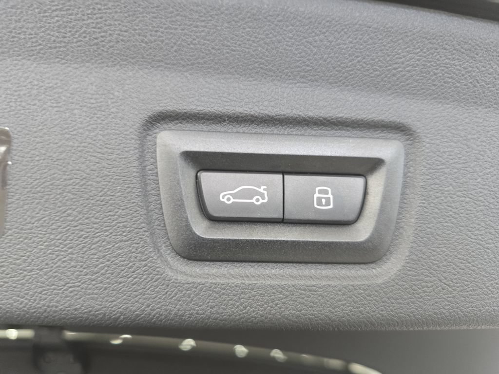 Used 2025 BMW i4 M50 AWD/4WD image 22