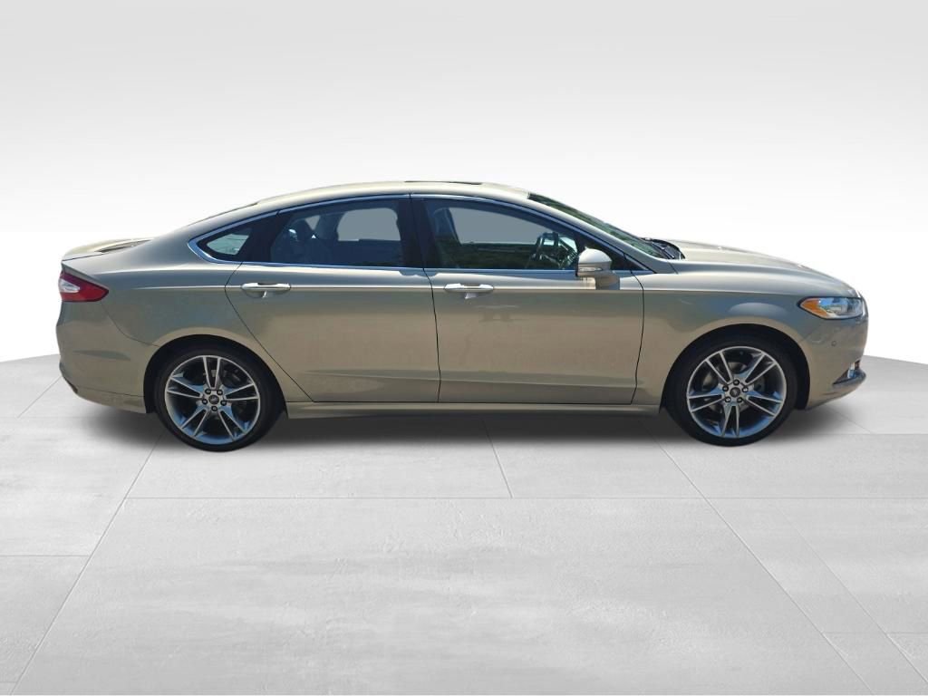 Used 2015 Ford Fusion Titanium FWD image 4