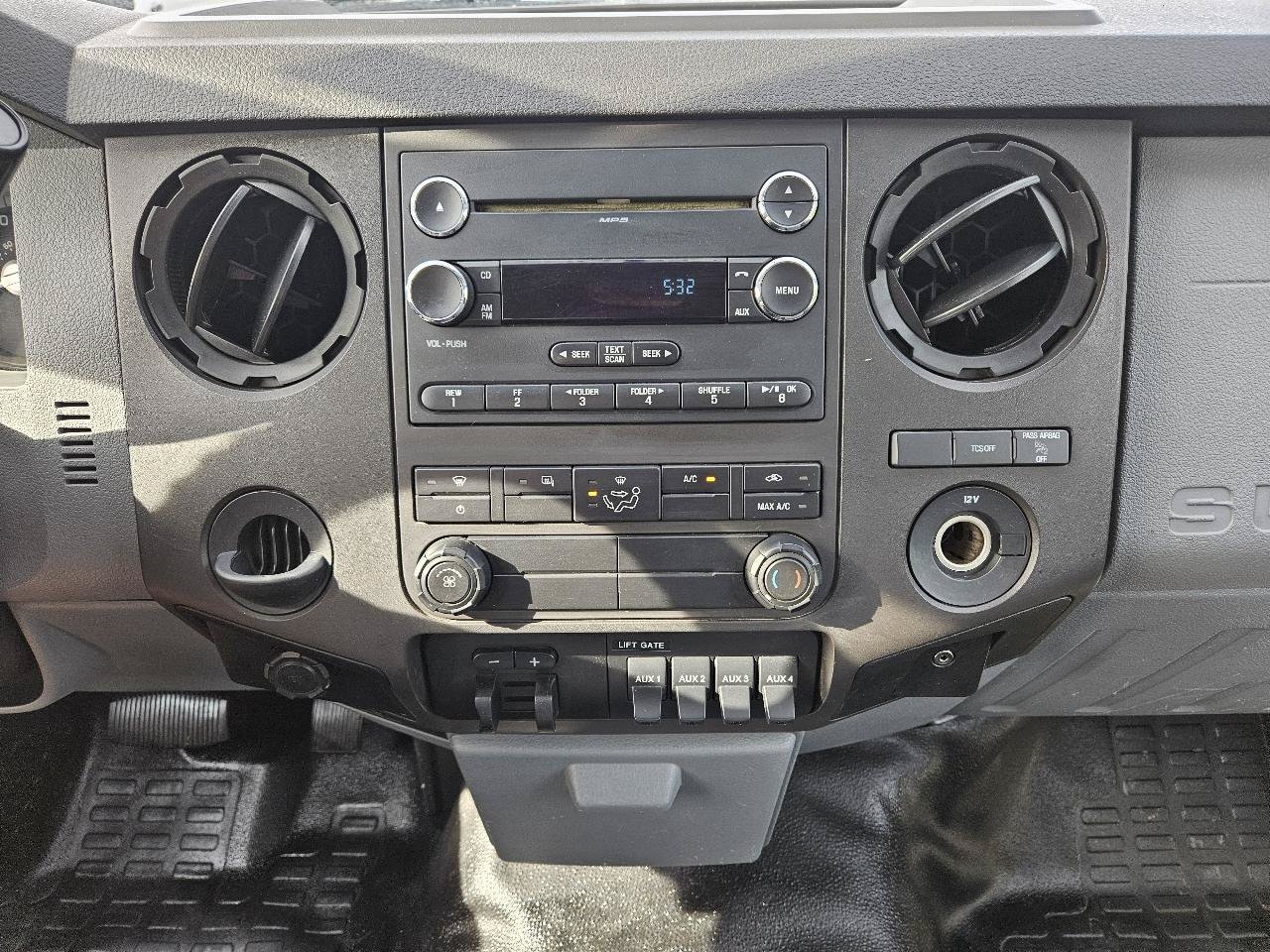 Used 2012 Ford F550 2WD Regular Cab Super Duty w/ PWR Equipment Group image 34