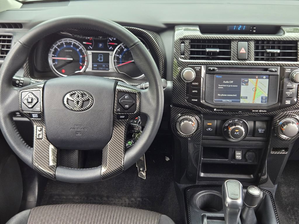 Used 2018 Toyota 4Runner TRD Off-Road AWD/4WD image 36