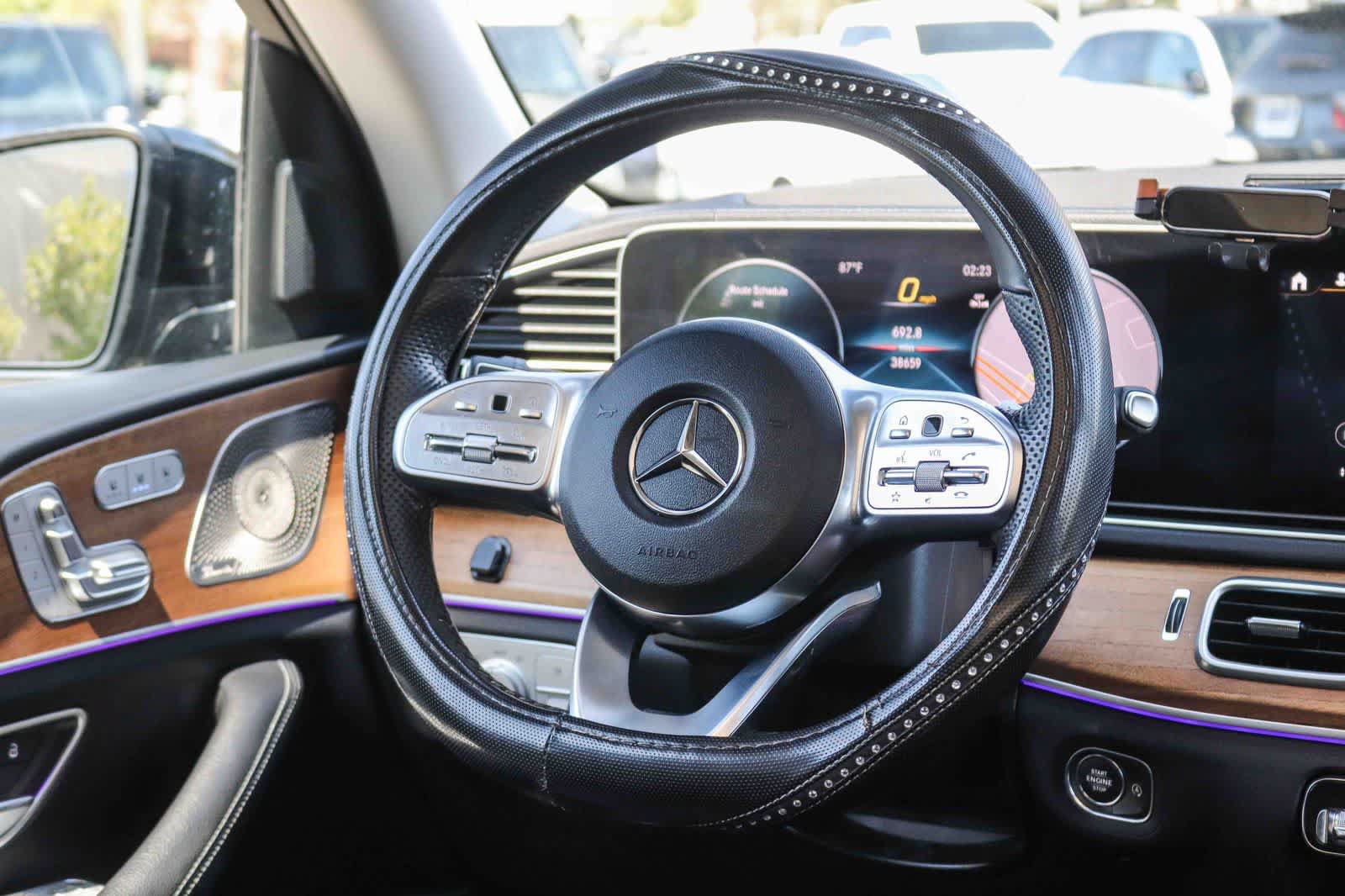 Used 2023 Mercedes-Benz GLS 450 4MATIC image 13