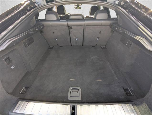 Certified 2024 BMW X6 xDrive40i w/ Premium Package image 6