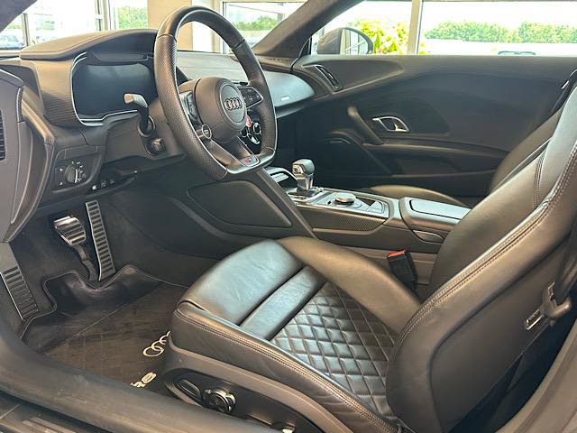 Used 2017 Audi R8 V10 AWD/4WD image 9