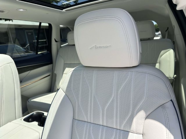 New 2026 Buick Enclave Avenir w/ Super Cruise Package FWD image 11