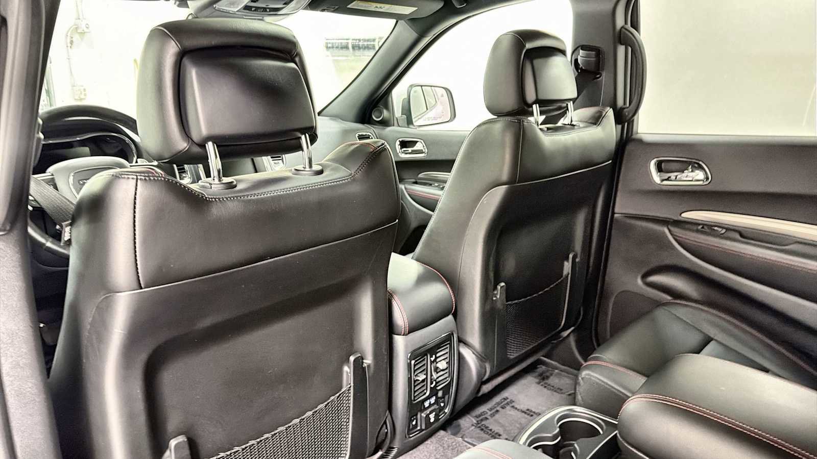 Used 2016 Dodge Durango R/T w/ Technology Group AWD/4WD image 27