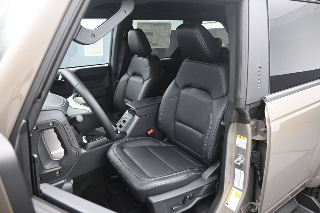 New 2026 Ford Bronco Outer Banks AWD/4WD image 8
