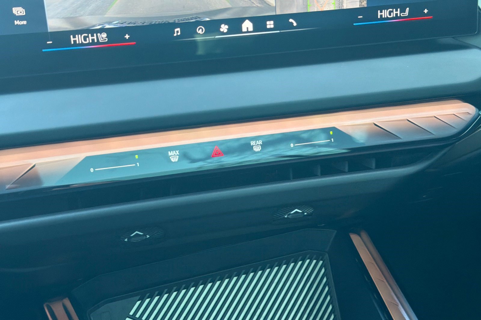 Used 2025 BMW X3 xDrive30i w/ Premium Package image 27