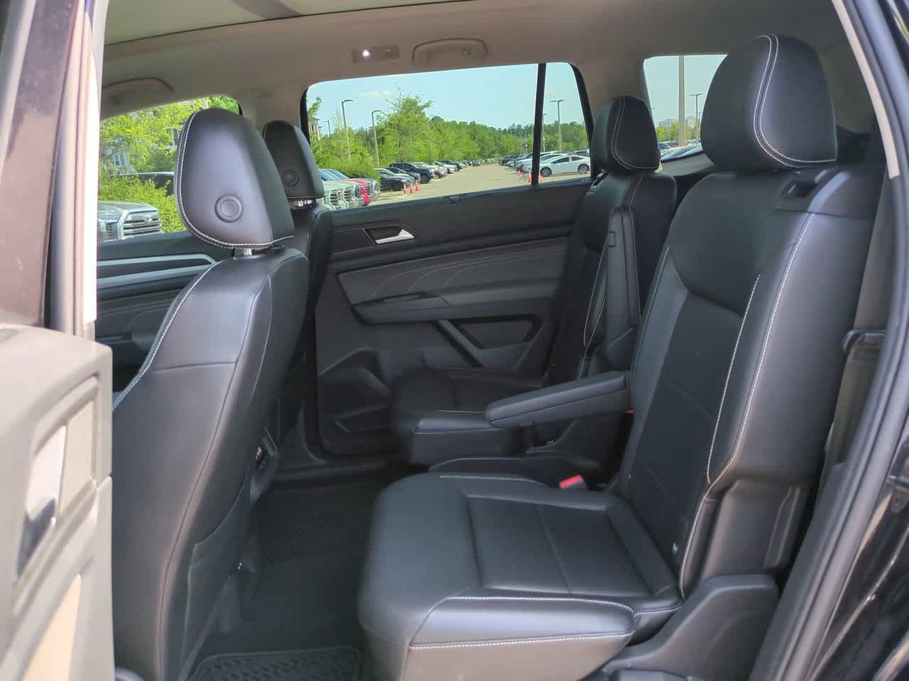 Used 2022 Volkswagen Atlas SE FWD image 14