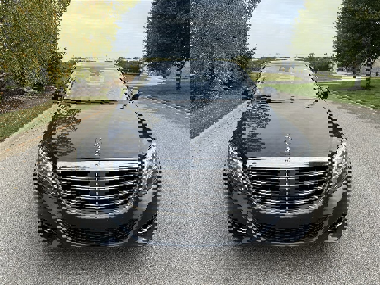 Used 2015 Mercedes-Benz S 550 4MATIC Sedan w/ Premium 1 Package image 3