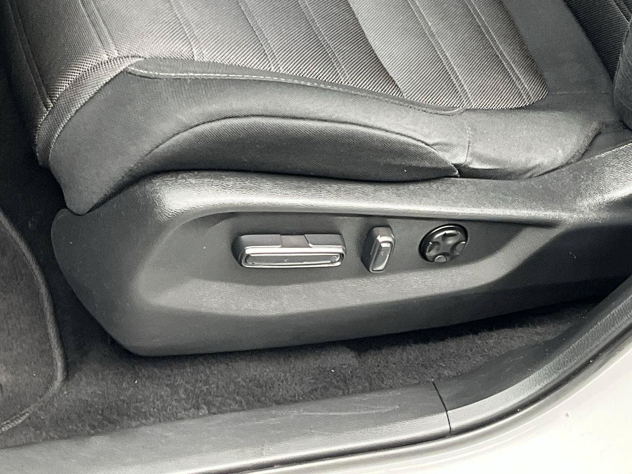 Used 2021 Honda CR-V EX image 10