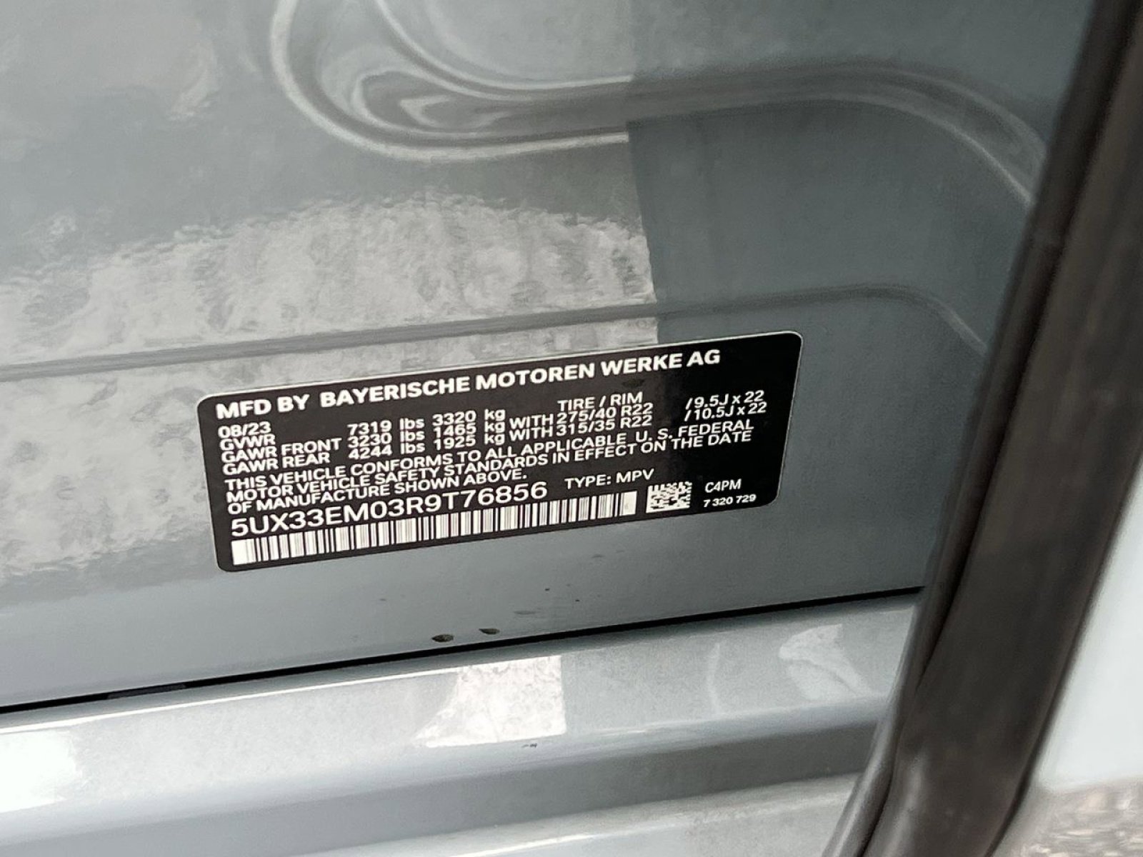 Used 2024 BMW X7 M60i w/ Executive Package image 32