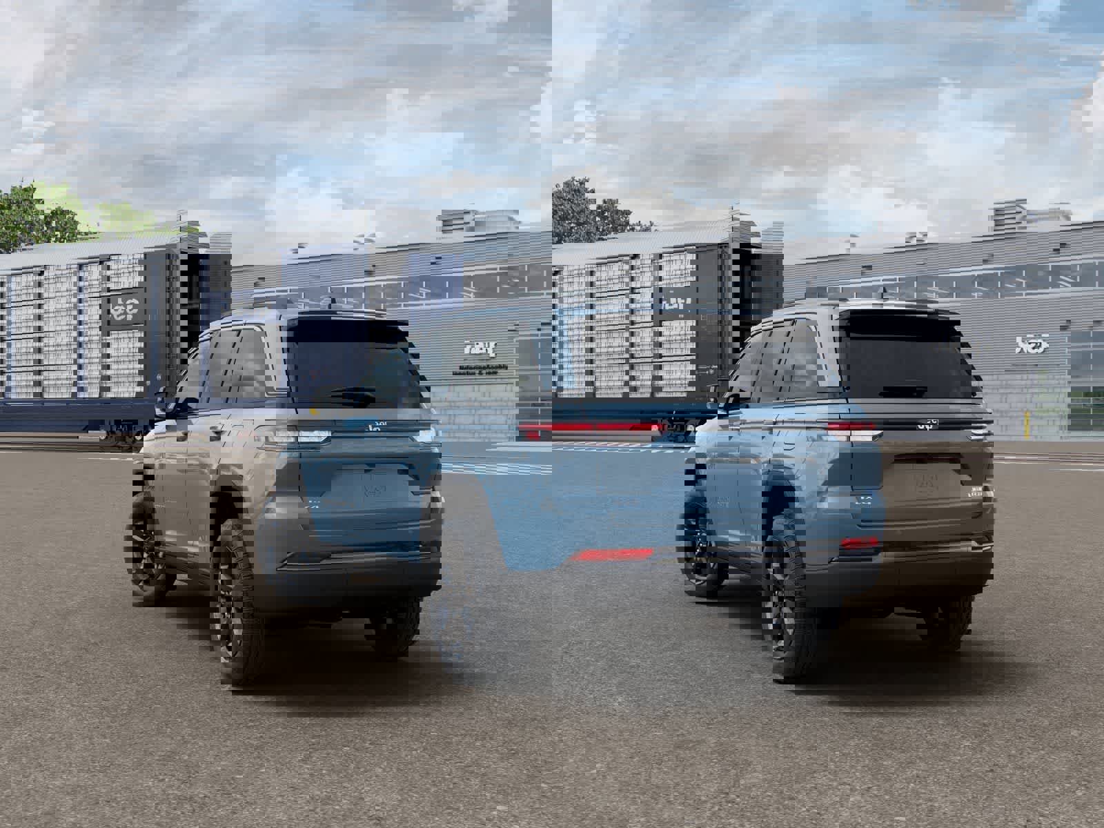 New 2026 Jeep Grand Cherokee Limited w/ Limited Altitude Package image 3