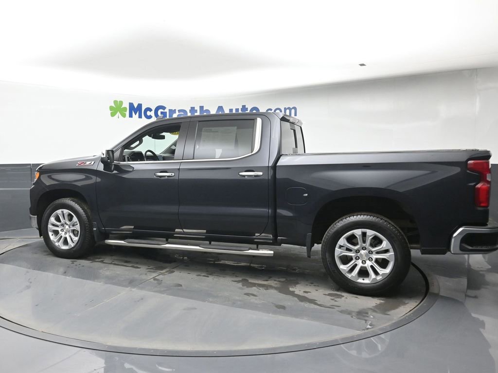 Used 2022 Chevrolet Silverado 1500 LTZ w/ LTZ Convenience Package II image 28