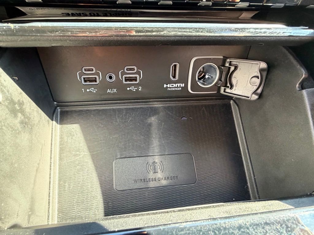 Used 2023 Jeep Grand Cherokee Trailhawk w/ Luxury Tech Group III image 28