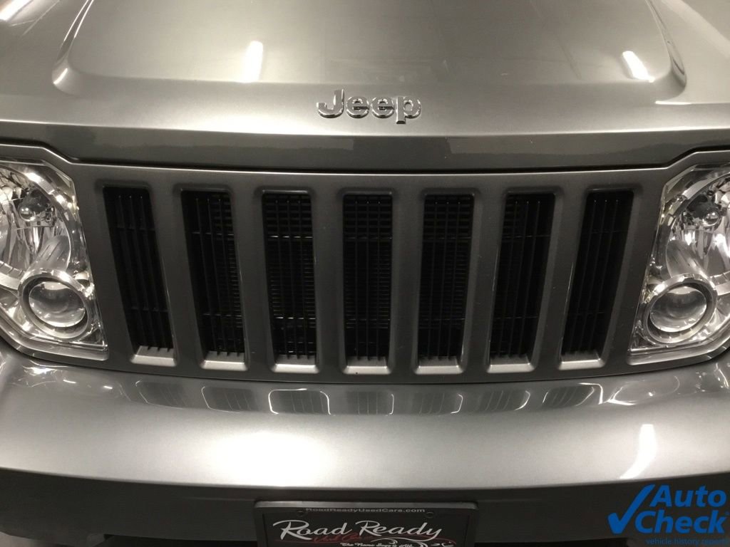 Used 2012 Jeep Liberty Sport AWD/4WD image 12