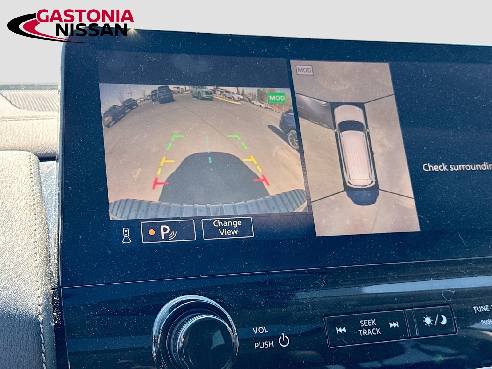 Used 2023 Nissan Armada Platinum w/ Captain's Chairs Package image 18