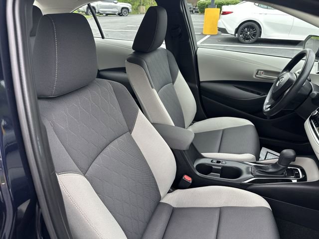 Used 2026 Toyota Corolla LE w/ LE Premium Package FWD image 28