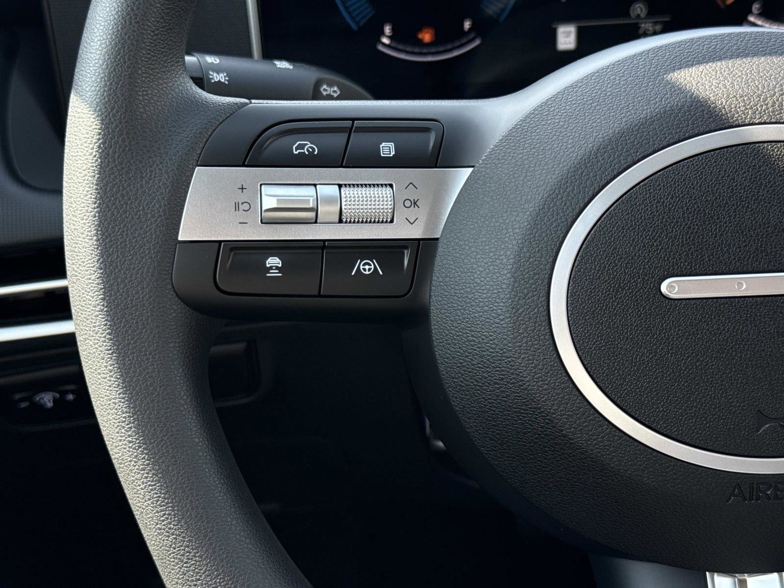 New 2026 Hyundai Tucson SE AWD/4WD image 6