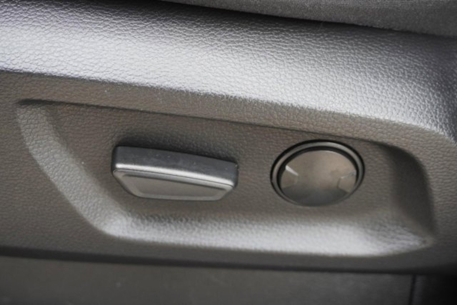 Used 2023 Ford Ranger Lariat w/ Tremor Off-Road Package image 24