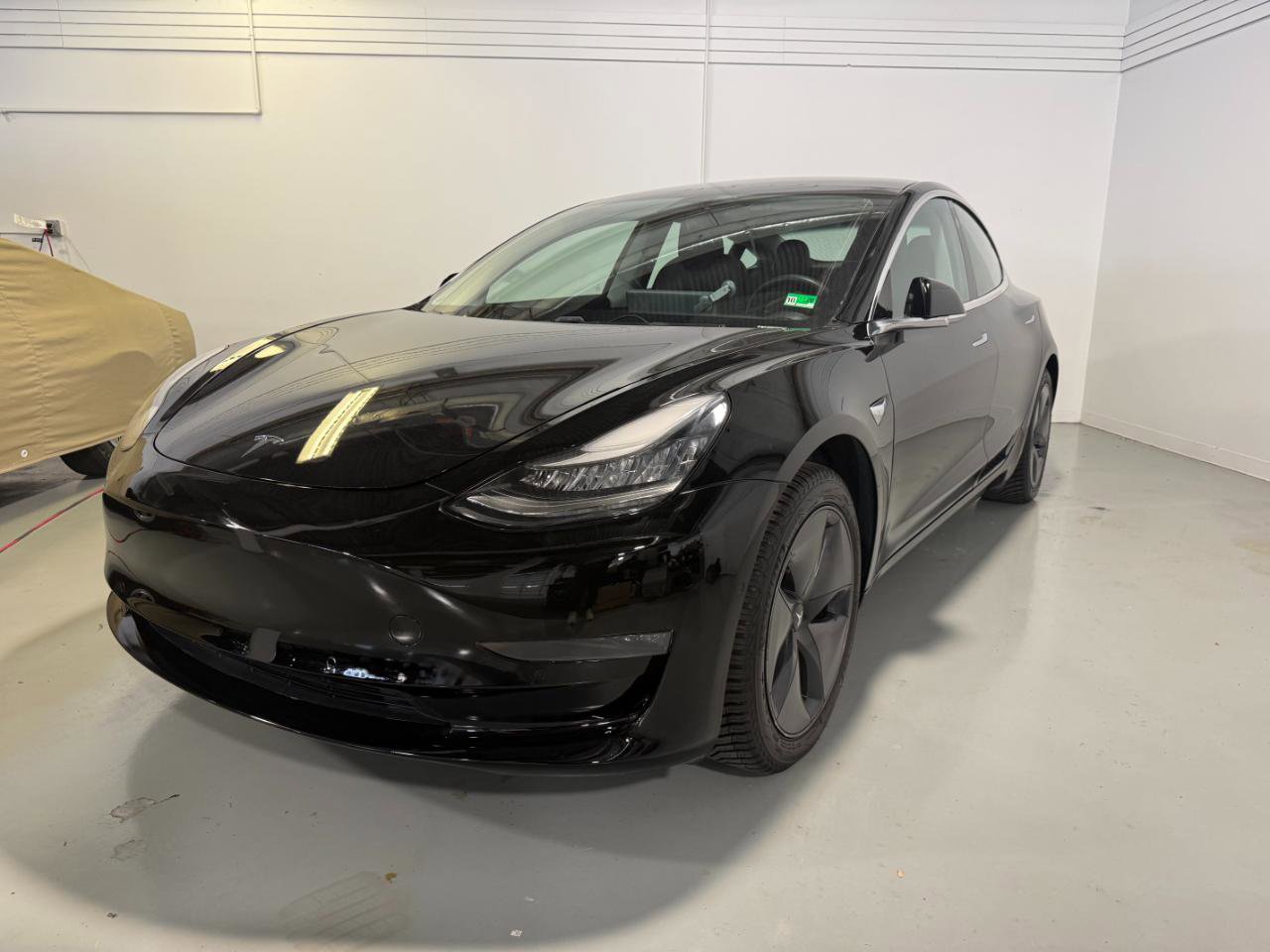 Used 2019 Tesla Model 3 Long Range AWD/4WD image 3