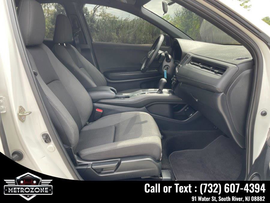 Used 2019 Honda HR-V Sport image 24