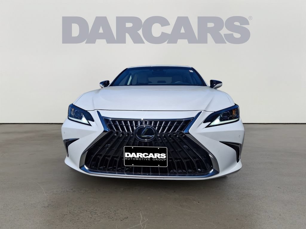 Used 2023 Lexus ES 300h w/ Premium Package FWD image 2