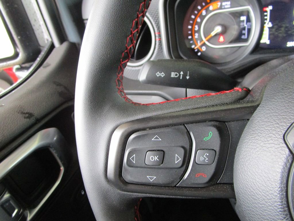 Used 2024 Jeep Wrangler Unlimited Rubicon image 34