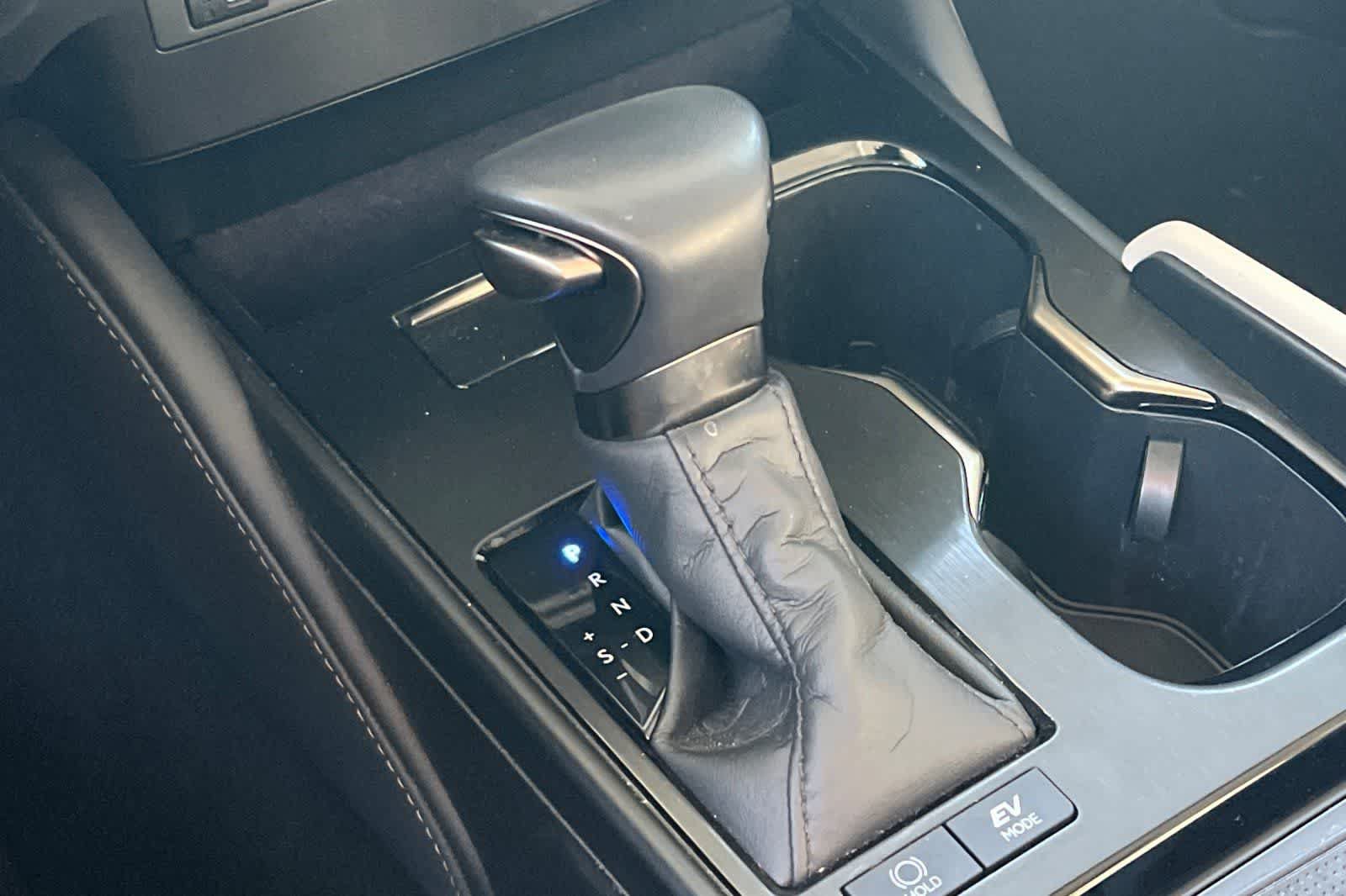 Used 2025 Lexus ES 300h w/ Premium Package FWD image 22