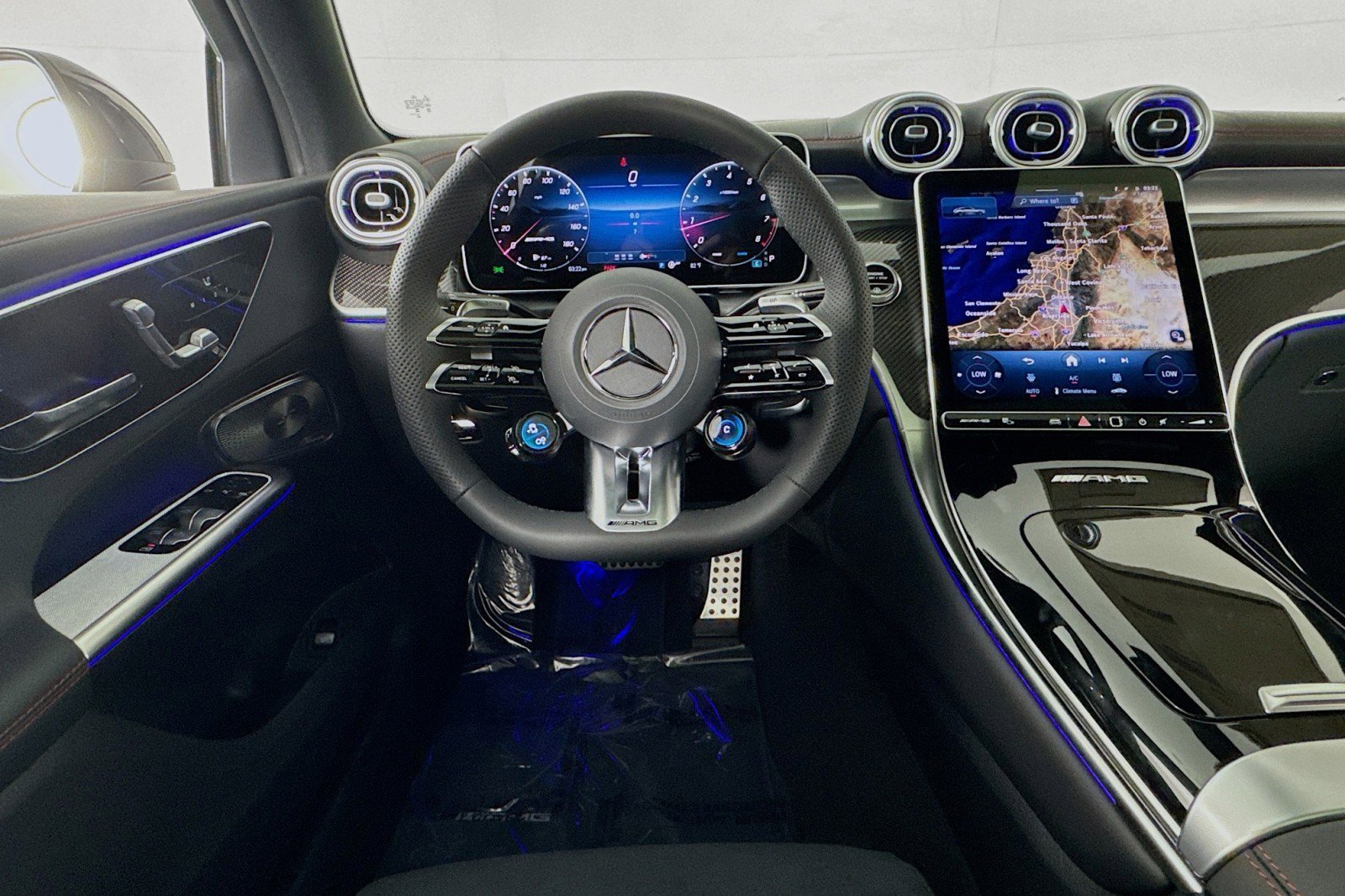 New 2026 Mercedes-Benz GLC 43 AMG 4MATIC Coupe image 4