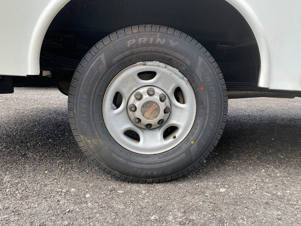 Used 2022 GMC Savana 3500 w/ Power Convenience Package image 23