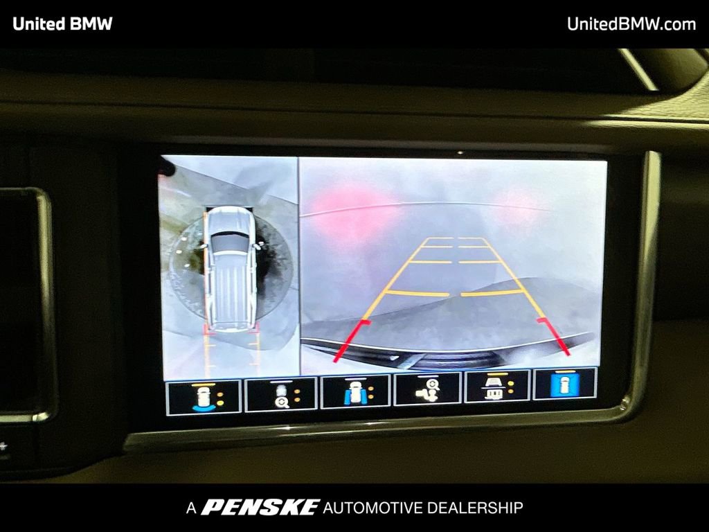 Used 2021 GMC Yukon Denali w/ Denali Premium Package image 17