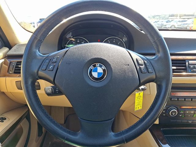 Used 2011 BMW 328i xDrive Sedan image 13