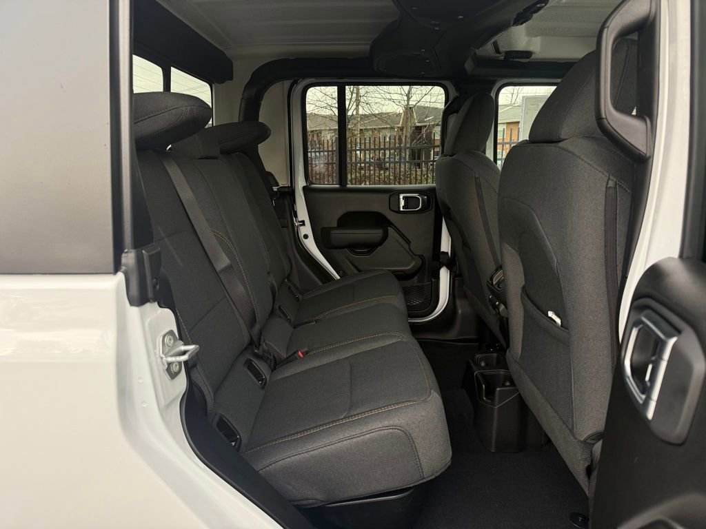 New 2026 Jeep Gladiator Sport AWD/4WD image 14