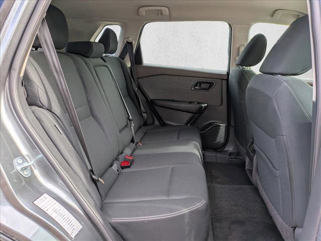 Used 2023 Nissan Rogue S image 19