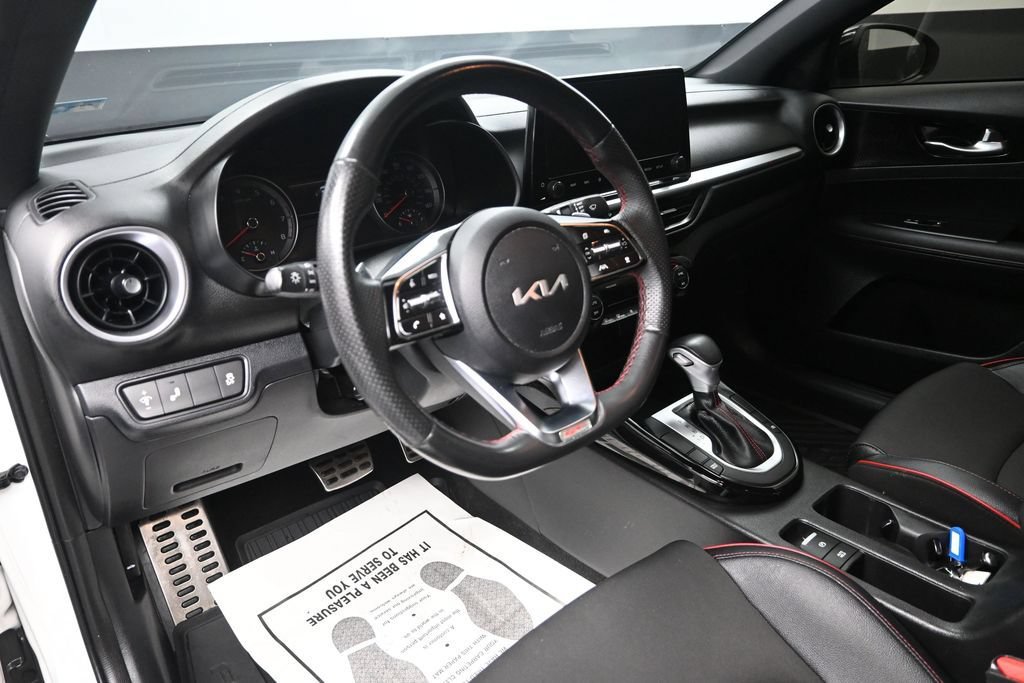Certified 2023 Kia Forte GT FWD image 13