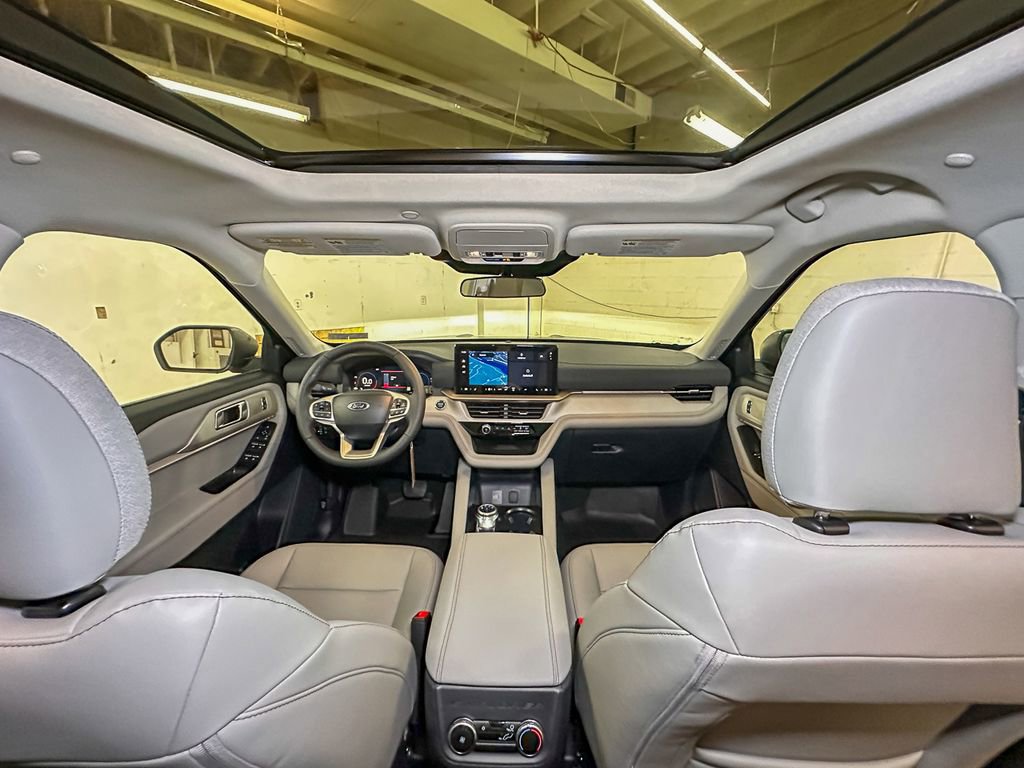 New 2026 Ford Explorer Active w/ Active Comfort Package image 25