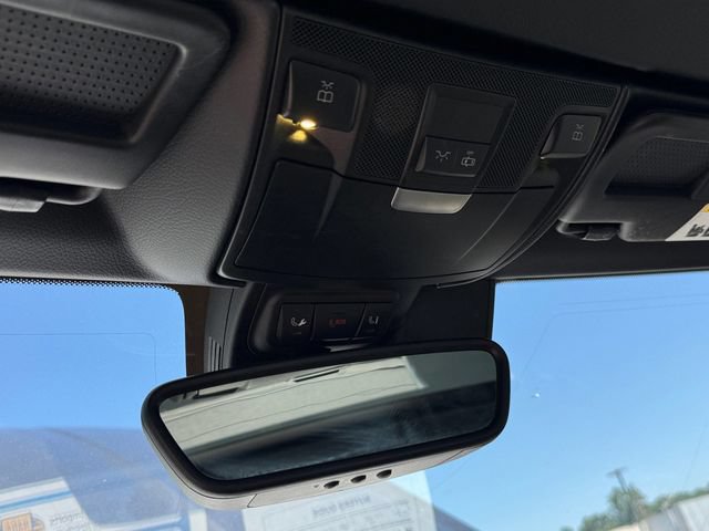 Used 2015 Mercedes-Benz SLK 250 image 25
