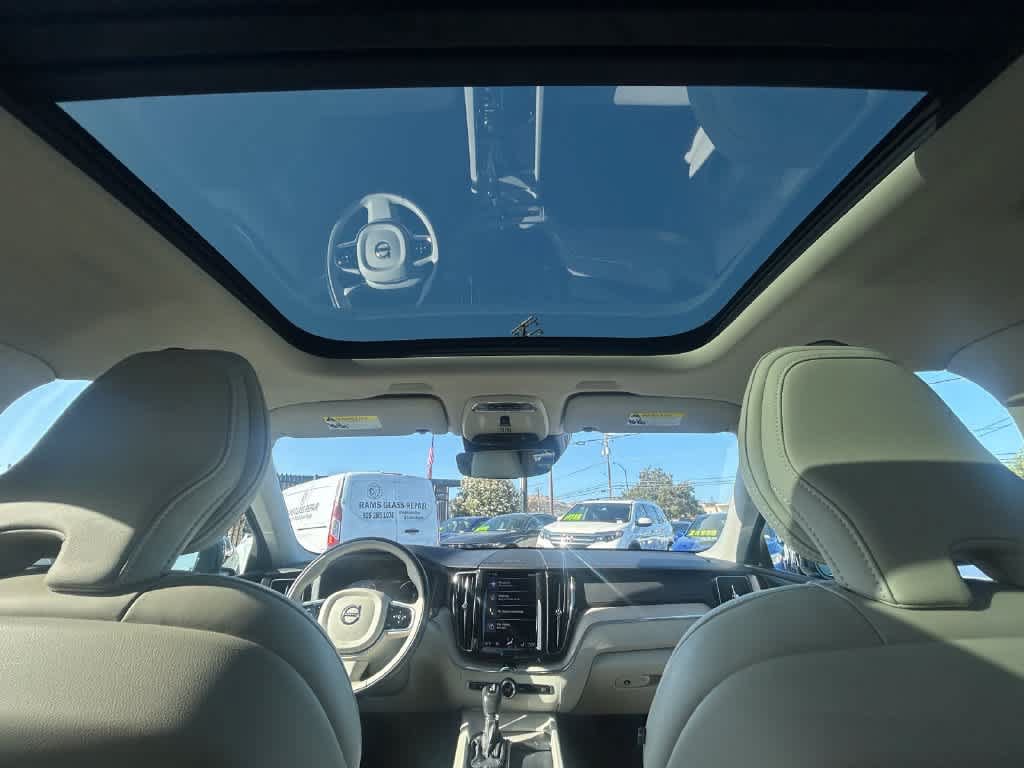 Used 2021 Volvo XC60 T5 Inscription w/ Advanced Package FWD image 13