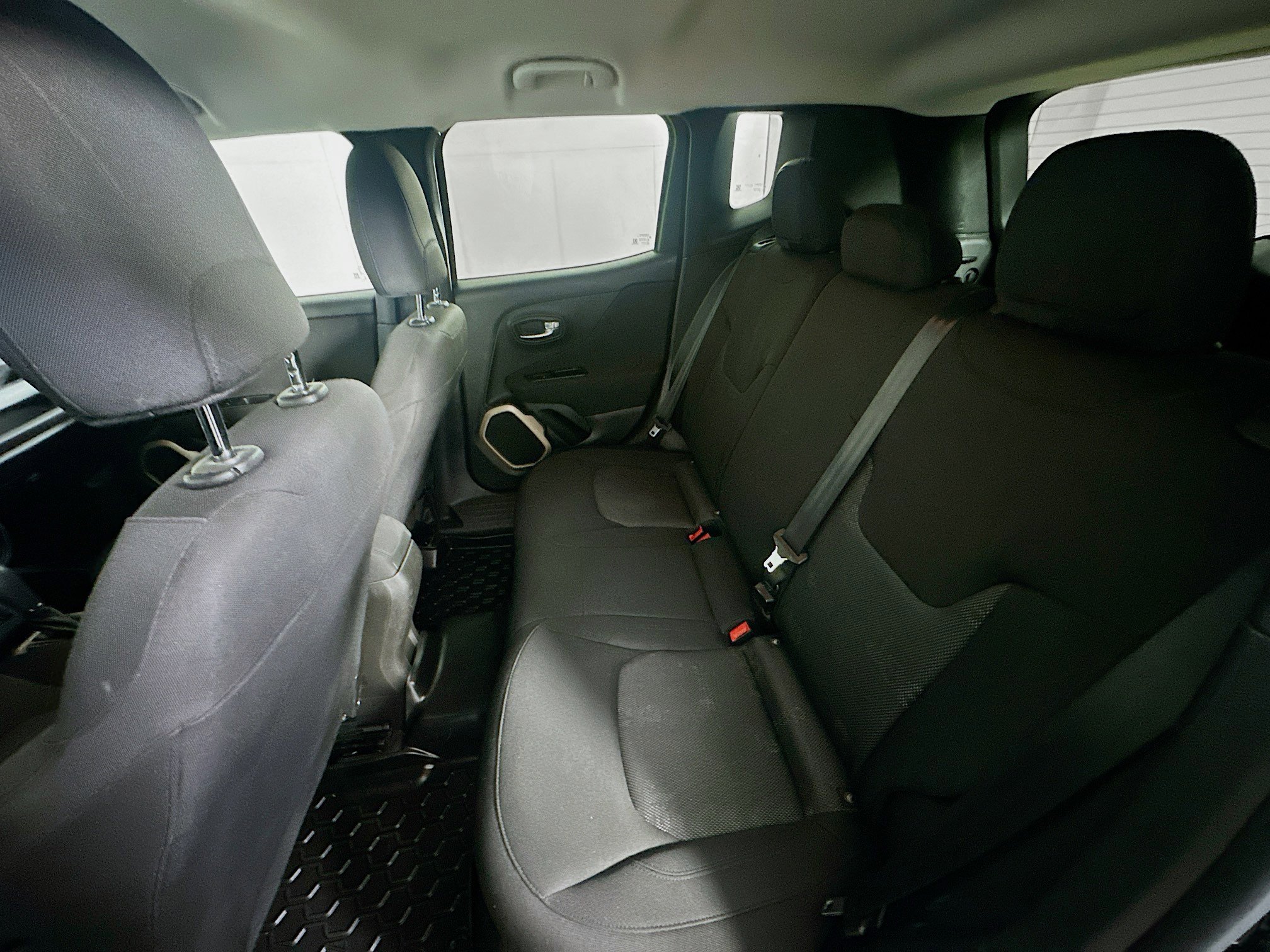 Used 2016 Jeep Renegade Sport w/ Power & Air Group image 26