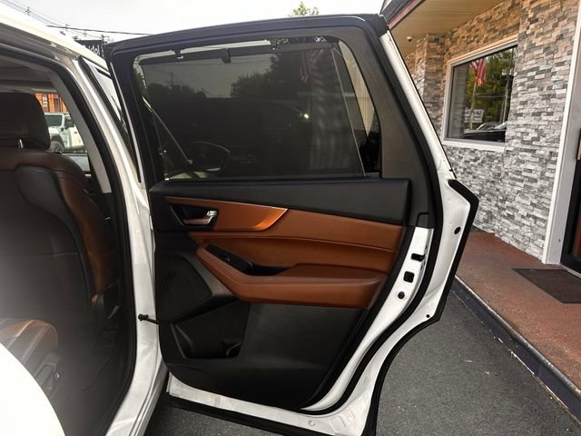 Used 2022 Acura MDX SH-AWD w/ Technology Package image 16