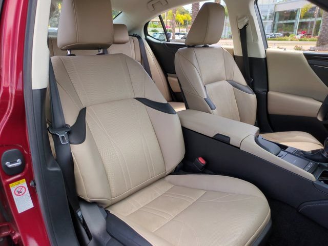 Used 2019 Lexus ES 350 w/ Accessory Package FWD image 30