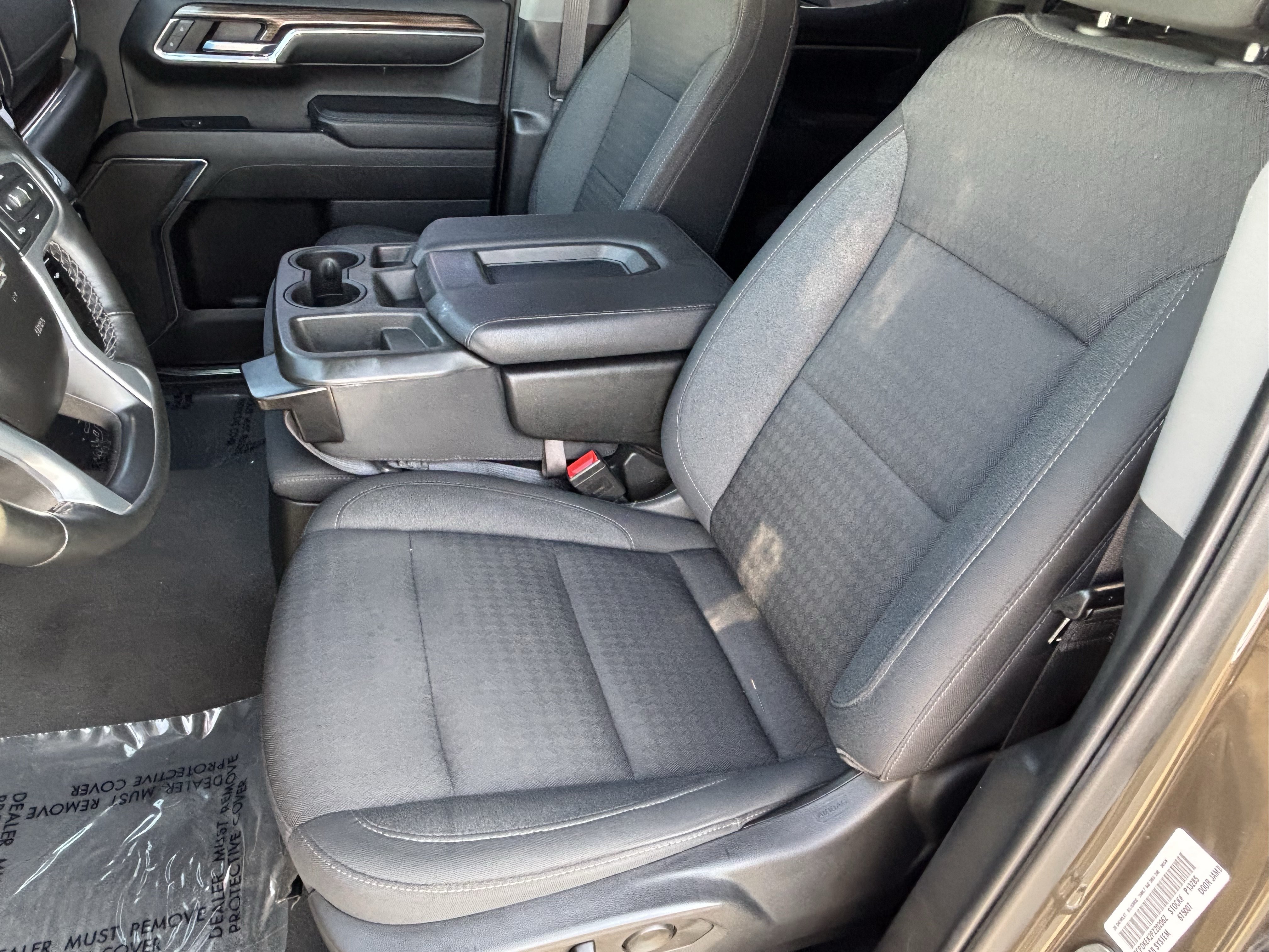 Used 2023 Chevrolet Silverado 1500 LT AWD/4WD image 14