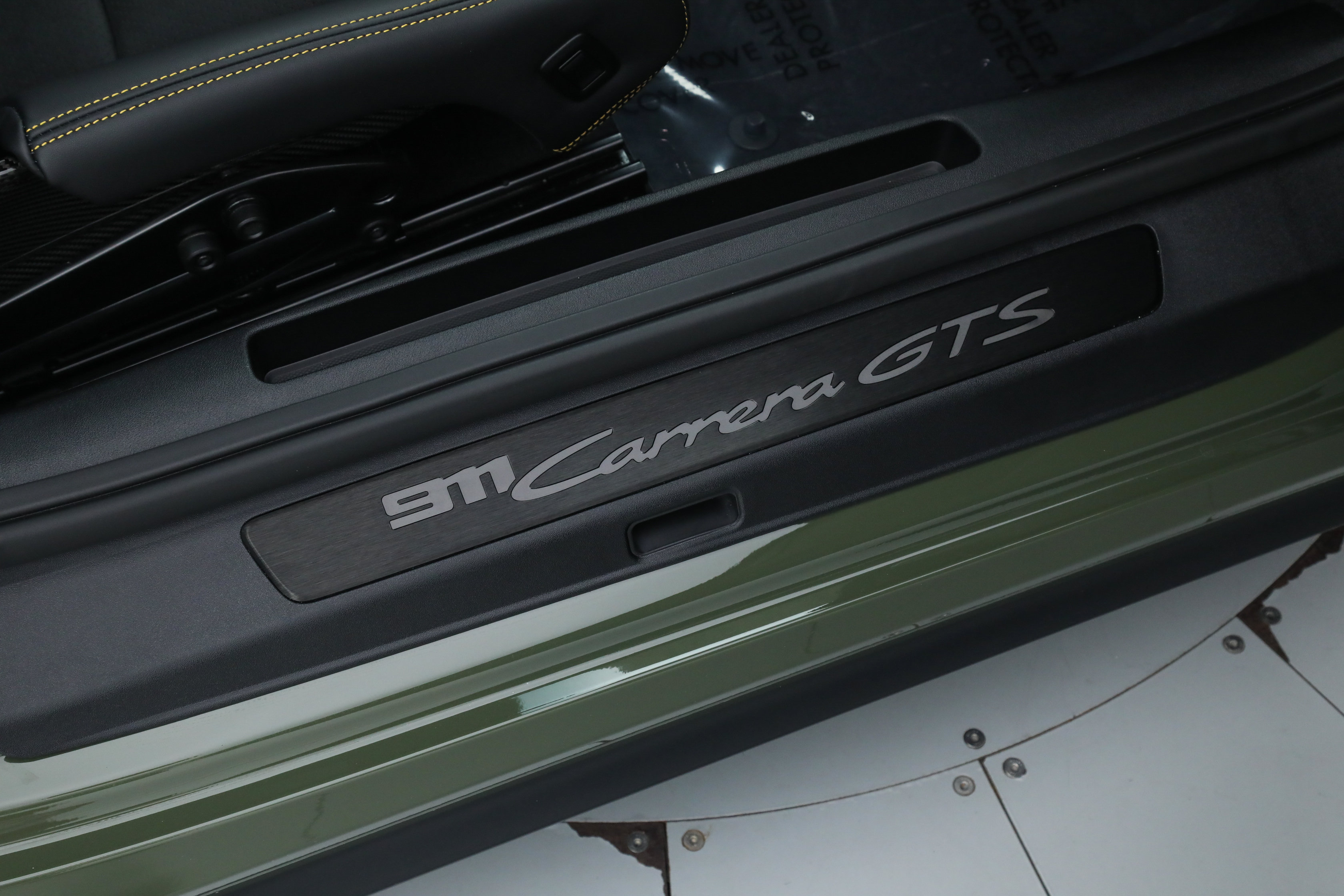 Used 2024 Porsche 911 GTS Coupe image 19