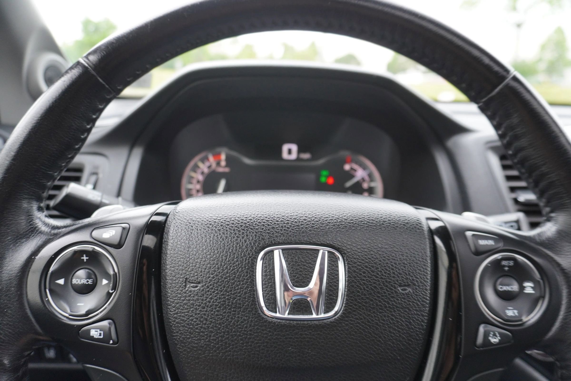 Used 2016 Honda Pilot Elite image 28