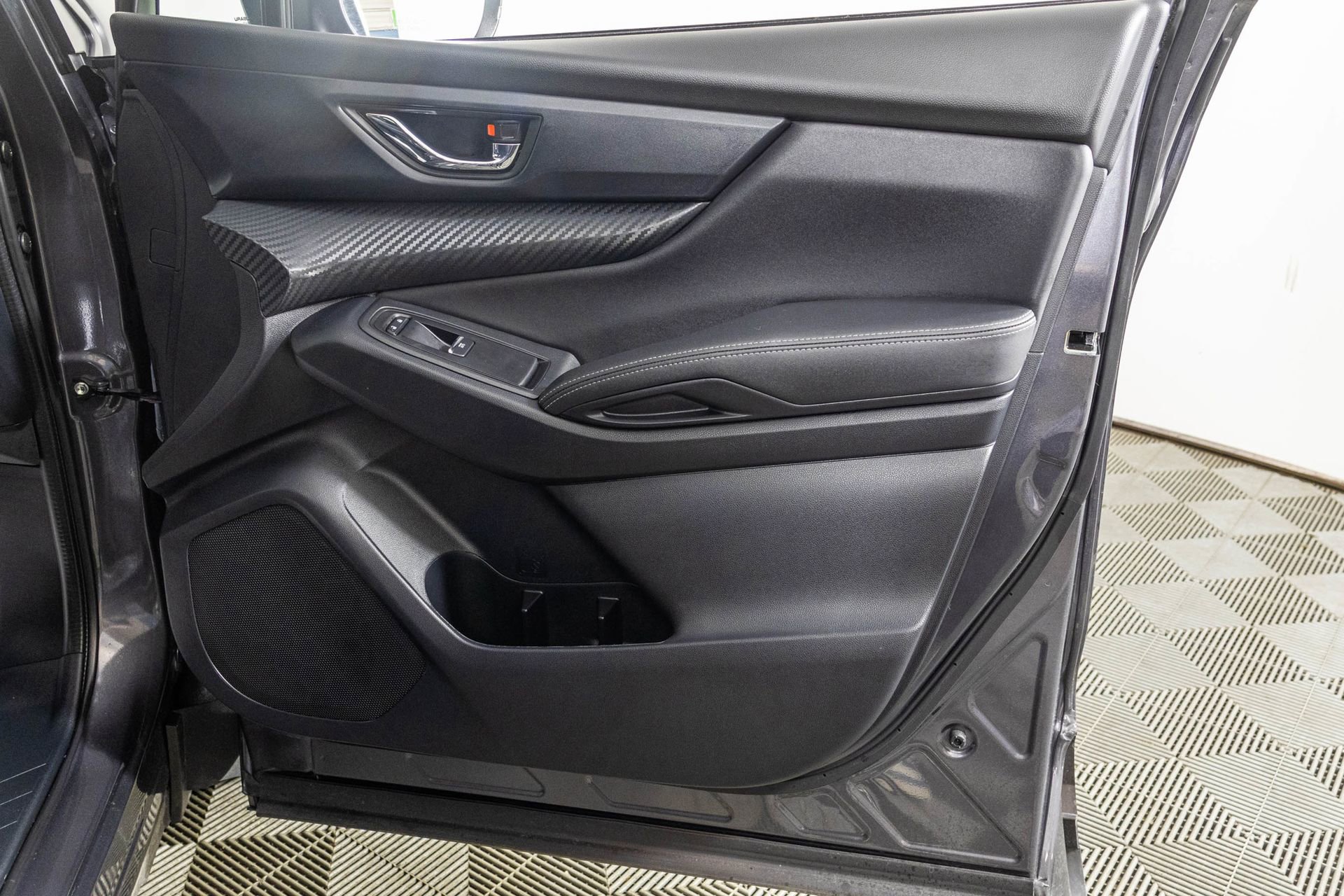 Used 2026 Subaru Ascent Premium image 48