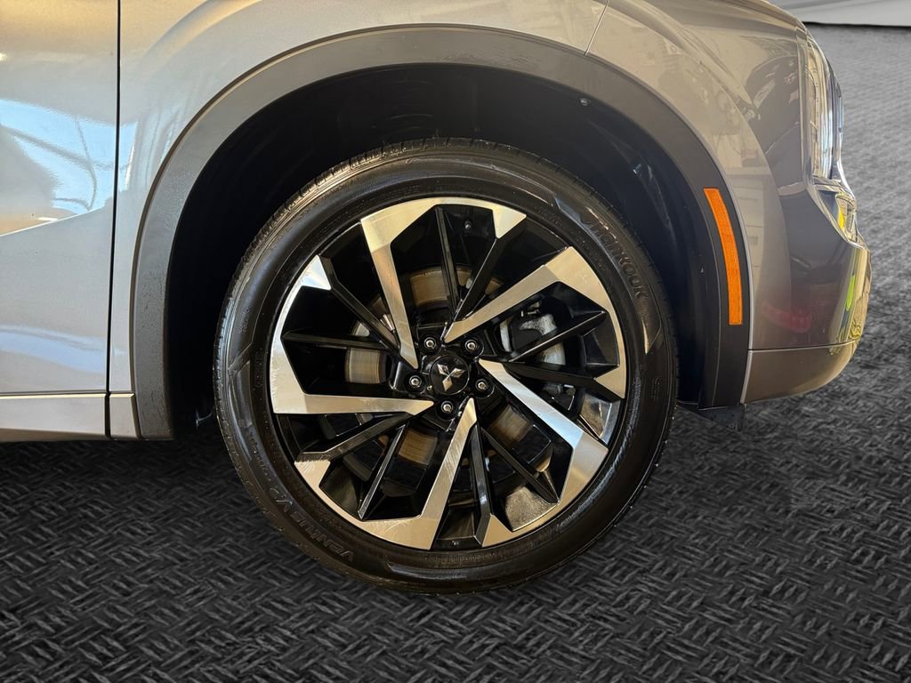 Used 2022 Mitsubishi Outlander SEL image 11