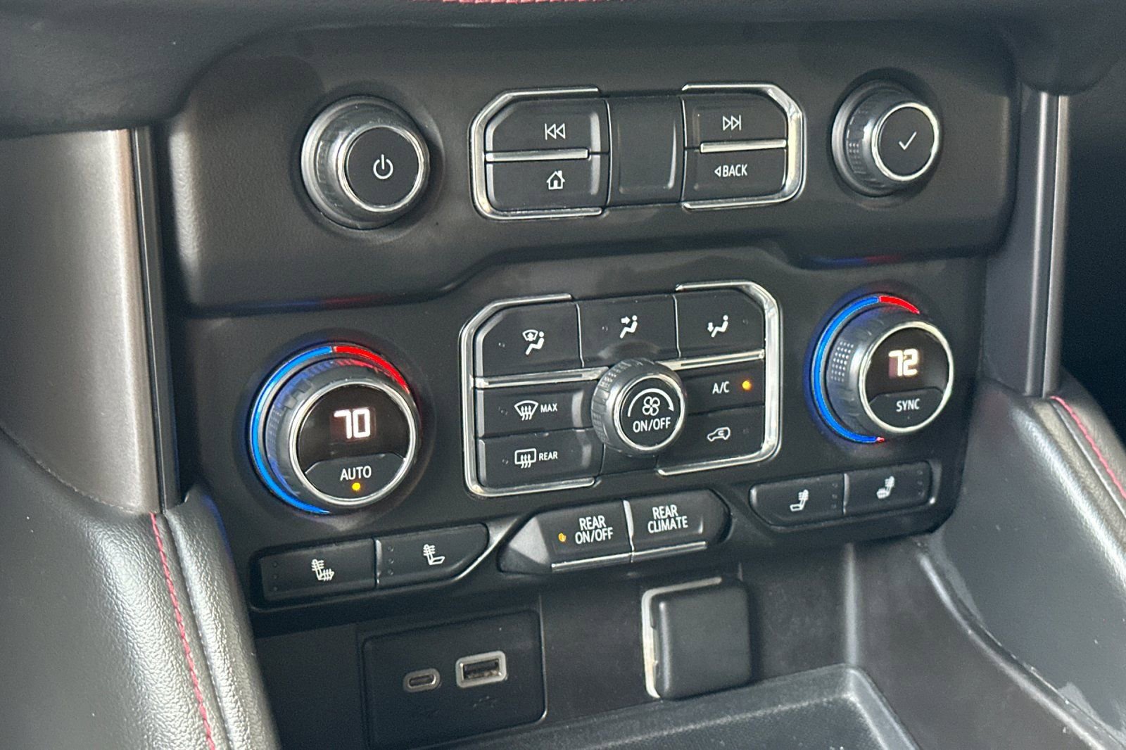 Used 2021 Chevrolet Tahoe RST w/ Luxury Package image 29