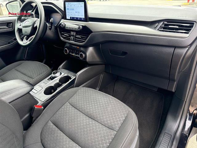 Used 2025 Ford Escape Active AWD/4WD image 12